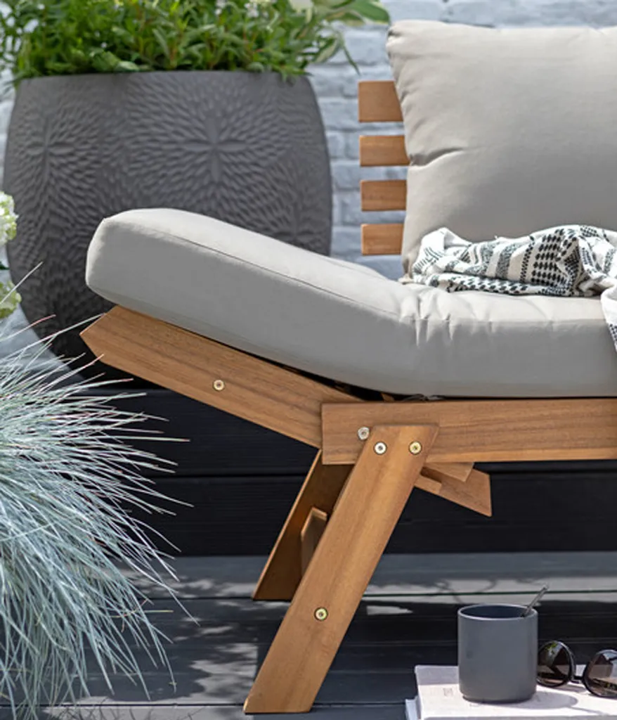 Dehner Gartenmöbel Sofa Macao, Inkl. Polster, Ca. 203 X 63 X 44 Cm, FSC® Akazienholz/Polyester, Geölt, Braun/grau 8 Dehner Gartenmöbel Sofa Macao, Inkl. Polster, Ca. 203 X 63 X 44 Cm, FSC® Akazienholz/Polyester, Geölt, Braun/grau – Bild 6