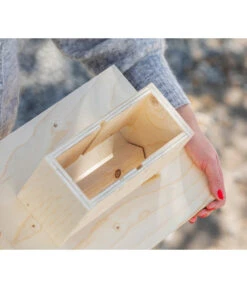 Dehner Natura Futterhaus Karwendel, Geflammt, Inkl. Ständer, Ca. B84,3/H127,2/T84,3 Cm -Natur Garten Verkauf 6622872 6622898 6622906 6622922 WE MO 007 NVHRofanKarwendel 1